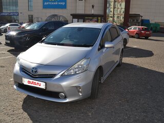 2013 Toyota Prius Alpha I (ZVW40/41), серый, 1240000 рублей, вид 4