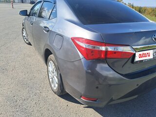 2013 Toyota Corolla XI (E160, E170, E180), серый, 800000 рублей, вид 4