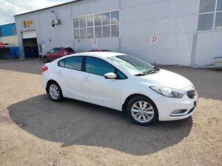 2013 Kia Cerato III, белый, 1200000 рублей, вид 4