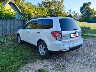 2010 Subaru Forester III, белый, 890000 рублей, вид 3