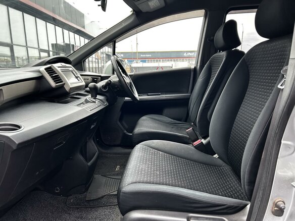 2010 Honda Freed I, серебристый, 849000 рублей - вид 5