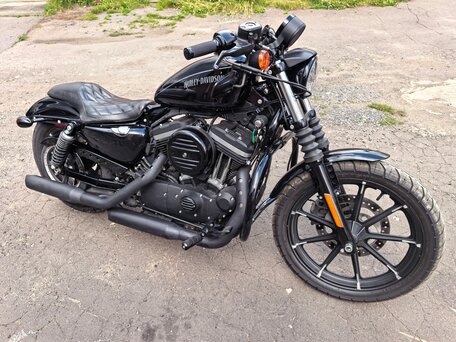 2018 Harley-Davidson Sportster 883, чёрный, 799000 рублей, вид 1