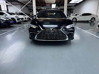 2026 Lexus ES 200 VII Рестайлинг 2, чёрный, 4400202 рублей, вид 1