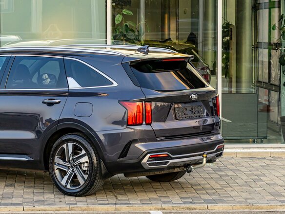 2021 Kia Sorento IV, серый, 3325000 рублей - вид 9