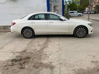2018 Mercedes-Benz E-Класс 220 d V (W213, S213, C238), белый, 3250000 рублей, вид 3