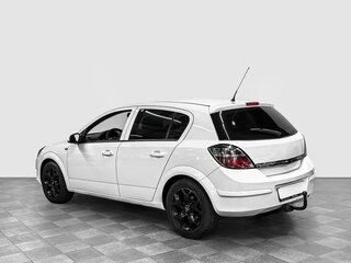 2008 Opel Astra 6-speed H Рестайлинг, белый, 535000 рублей, вид 4