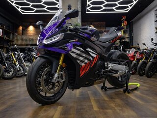 2026 Aprilia RSV4, фиолетовый, 2990000 рублей, вид 1