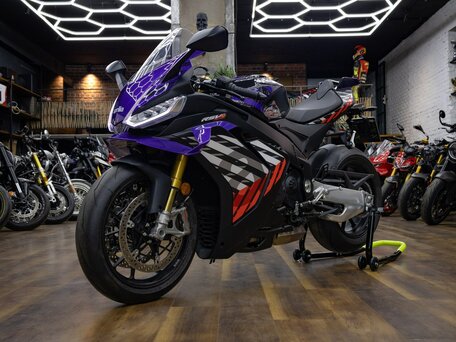 2026 Aprilia RSV4, фиолетовый, 2990000 рублей, вид 1