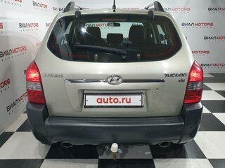 2006 Hyundai Tucson I, серебристый, 950000 рублей, вид 4