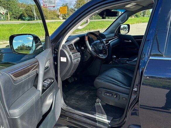 2016 Lexus LX 450d III Рестайлинг 2, синий, 7700000 рублей - вид 10