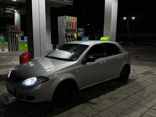 2008 Chevrolet Lacetti I, серебристый, 329000 рублей, вид 2