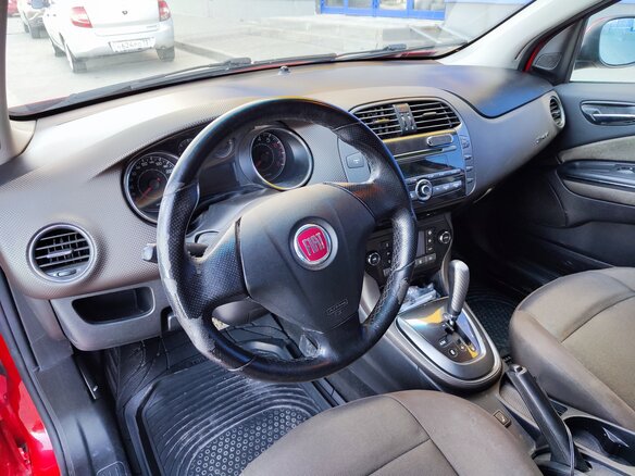 2008 Fiat Bravo II, красный, 430000 рублей - вид 13