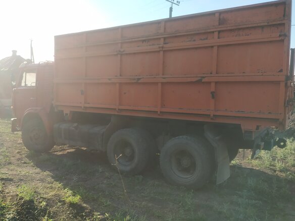 1988 КамАЗ 5320, красный, 1050000 рублей - вид 3