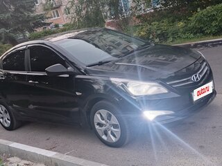 2015 Hyundai Solaris I Рестайлинг, чёрный, 600000 рублей, вид 3