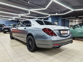 2015 Mercedes-Benz Maybach S-Класс 600 I (X222), чёрный, 7100000 рублей, вид 5