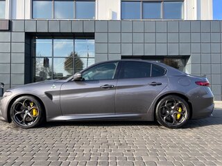2017 Alfa Romeo Giulia Quadrifoglio II (952), серый, 3950000 рублей, вид 3