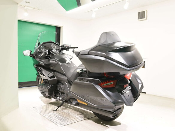 2022 Honda GL 1800 Gold Wing, чёрный, 2400000 рублей - вид 5