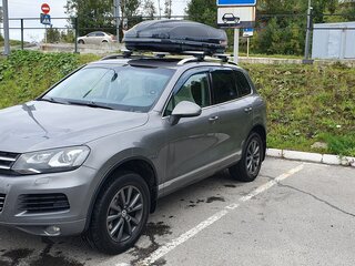 2013 Volkswagen Touareg II, серый, 2450000 рублей, вид 1