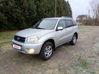 2004 Toyota RAV4 II (XA20) Рестайлинг, серебристый, 850000 рублей, вид 1