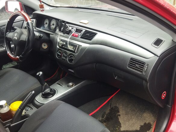 2007 Mitsubishi Lancer IX Рестайлинг, красный, 550000 рублей - вид 3