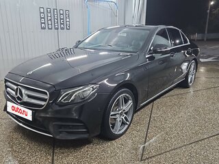 2018 Mercedes-Benz E-Класс 200 V (W213, S213, C238), чёрный, 2900000 рублей, вид 1