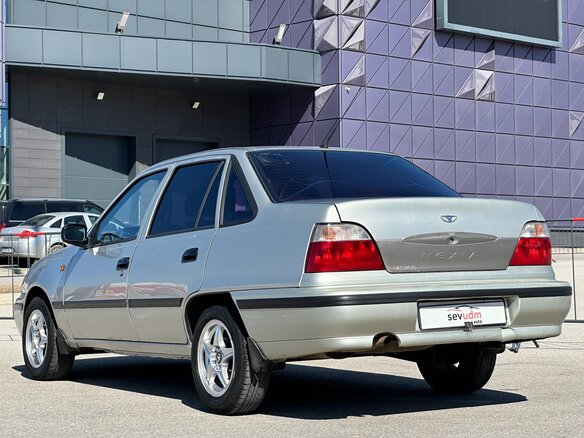 2007 Daewoo Nexia I, серебристый, 247000 рублей - вид 15