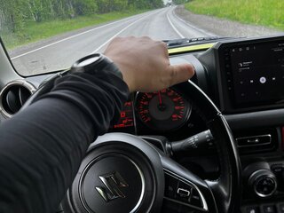 2021 Suzuki Jimny IV, зелёный, 2400000 рублей, вид 5