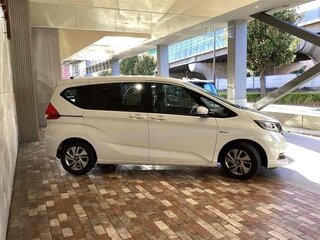 2022 Honda Freed II Рестайлинг, белый, 1499666 рублей, вид 4