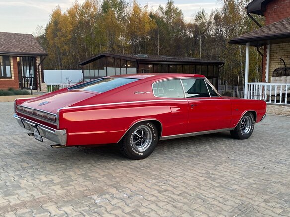 1967 Dodge Charger R__T I, красный - вид 3