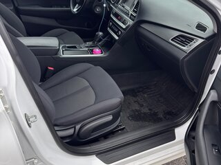 2019 Hyundai Sonata VII (LF) Рестайлинг, белый, 1650000 рублей, вид 5