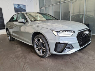 2021 Audi A4 35 TFSI V (B9) Рестайлинг, серый, 4200000 рублей, вид 4