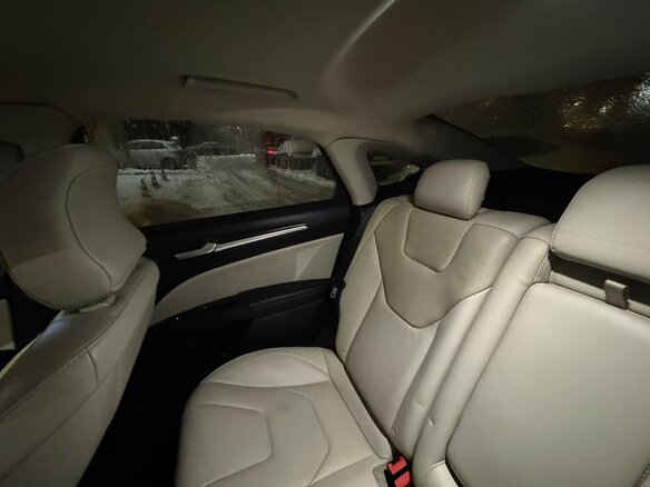 2018 Ford Fusion (North America) II Рестайлинг, белый - вид 13