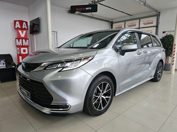 2022 Toyota Sienna IV, серый, 4299000 рублей