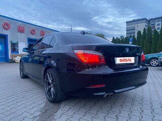 2009 BMW 5 серии 525xi V (E60/E61) Рестайлинг, чёрный, 1250000 рублей, вид 5