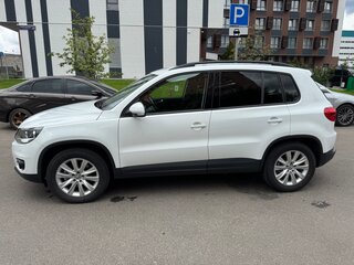 2014 Volkswagen Tiguan I Рестайлинг, белый, 1399000 рублей, вид 4