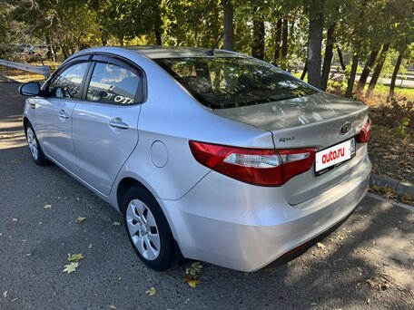 2012 Kia Rio III, серебристый, 790000 рублей, вид 4