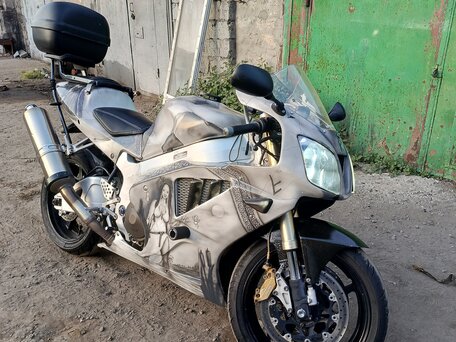 2003 Honda VTR 1000, белый, 480000 рублей, вид 1