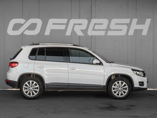 2016 Volkswagen Tiguan I Рестайлинг, белый, 1930000 рублей, вид 5