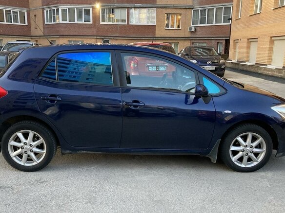 2008 Toyota Auris I, синий, 700000 рублей - вид 3