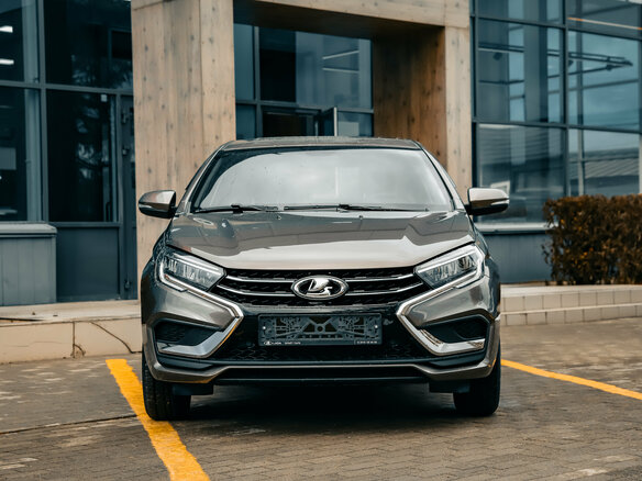2026 Lada (ВАЗ) Vesta I Рестайлинг (NG), коричневый, 1804000 рублей - вид 4