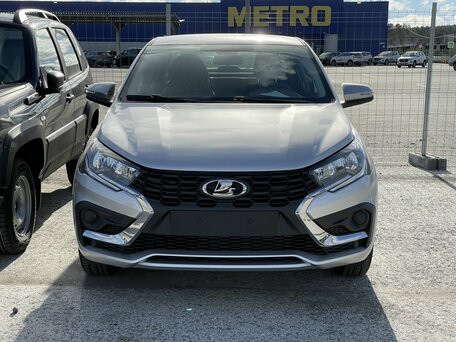 2026 Lada (ВАЗ) Iskra, серебристый, 1465000 рублей, вид 2