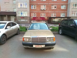 1985 Mercedes-Benz 190 (W201), золотистый, 550000 рублей, вид 3