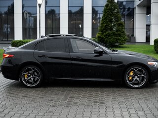 2018 Alfa Romeo Giulia II (952), чёрный, 2300000 рублей, вид 2