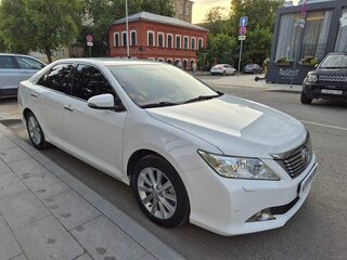 2013 Toyota Camry VII (XV50), белый, 1970000 рублей, вид 5