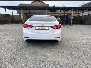 2014 Hyundai Elantra V (MD) Рестайлинг, белый, 1300000 рублей, вид 3