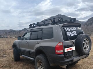 2002 Mitsubishi Pajero III Рестайлинг, серебристый, 1499000 рублей, вид 5