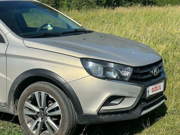 2018 Lada (ВАЗ) Vesta SW Cross I, серый, 900000 рублей - вид 8