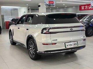 2026 Changan Qiyuan Q07 31.7 kWh, серебристый, 2600444 рублей, вид 5