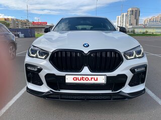 2021 BMW X6 40i III (G06), белый, 9100000 рублей, вид 2