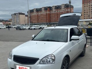 2014 Lada (ВАЗ) Priora I Рестайлинг, белый, 450000 рублей, вид 1
